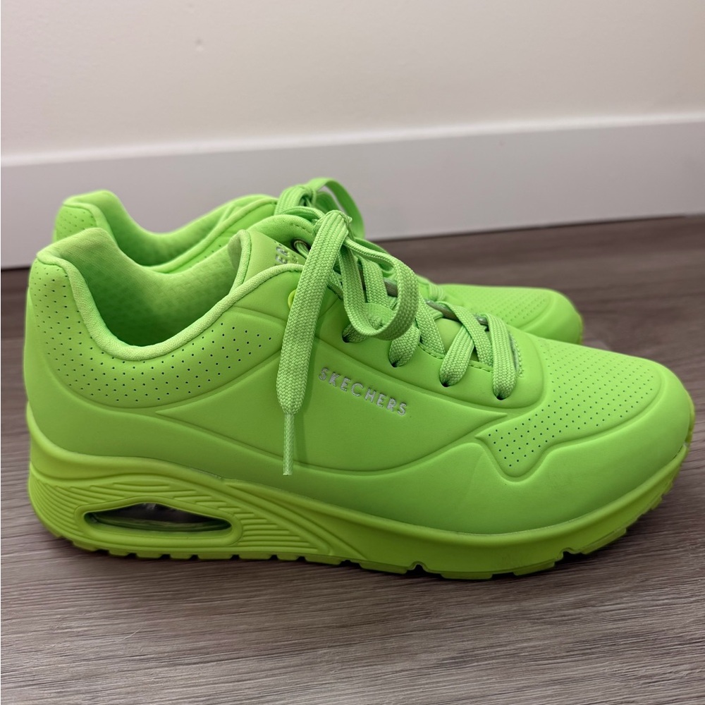Skechers UNO Stand On Air Women’s Sneakers
